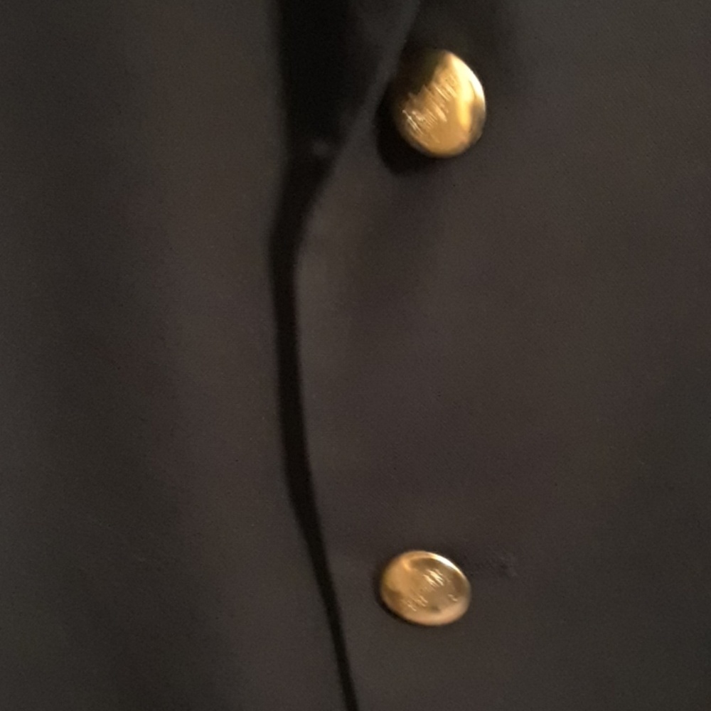 Blazer - Picture 2 of 8